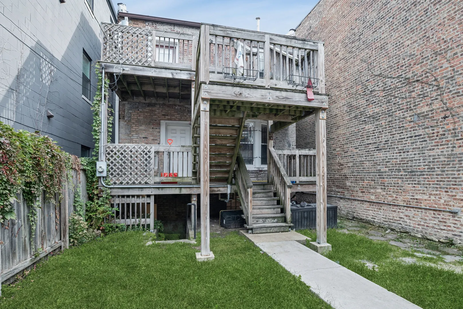 6624 S University Avenue IL