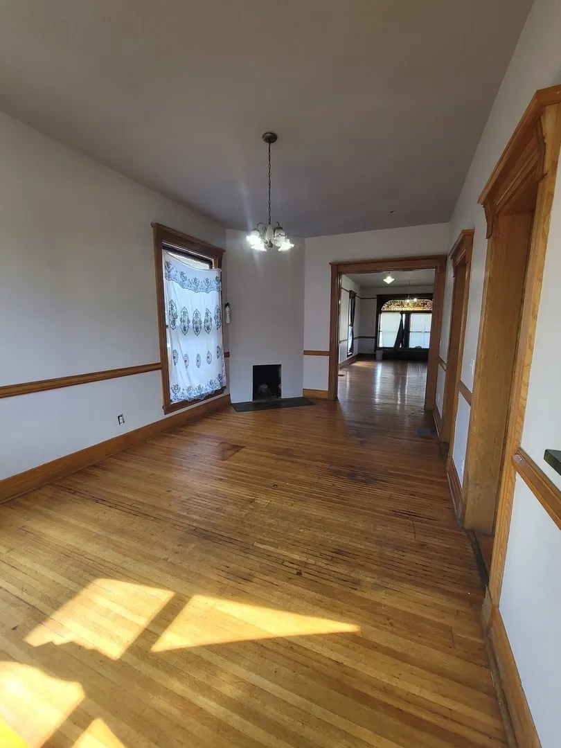142 S Lincoln Avenue IL
