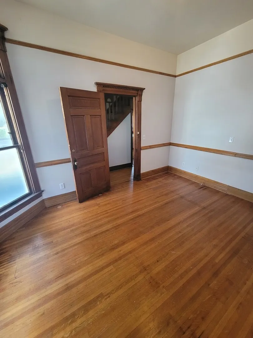 142 S Lincoln Avenue IL
