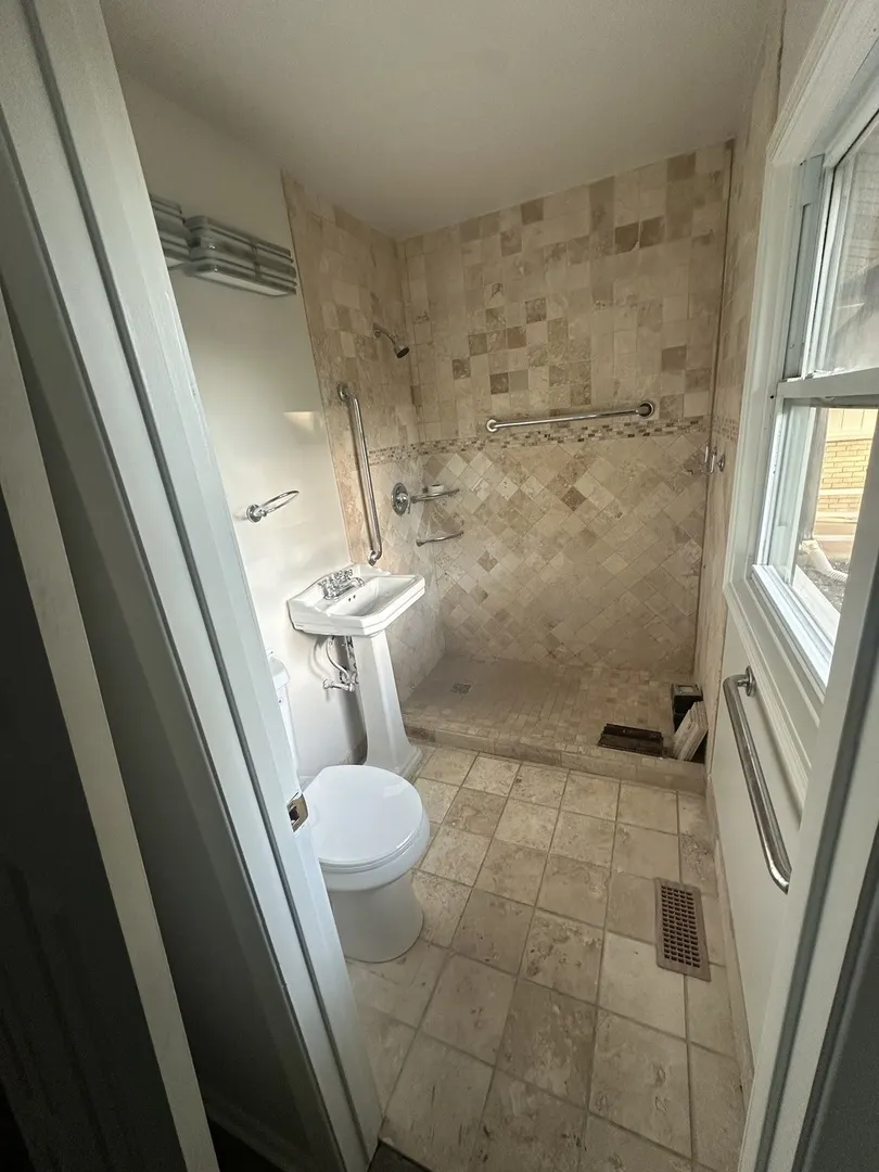 595 W Elk Grove Boulevard IL