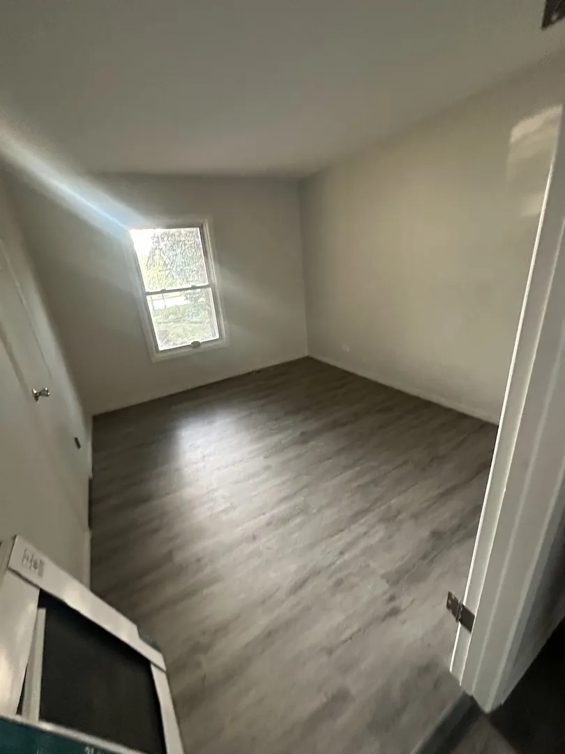 595 W Elk Grove Boulevard IL