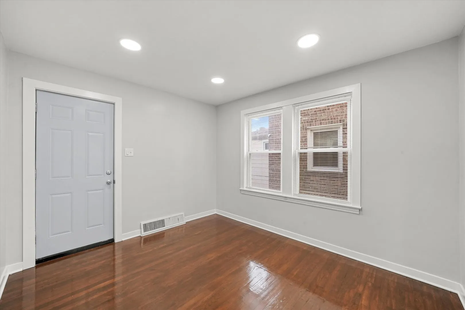 10123 S Forest Avenue IL