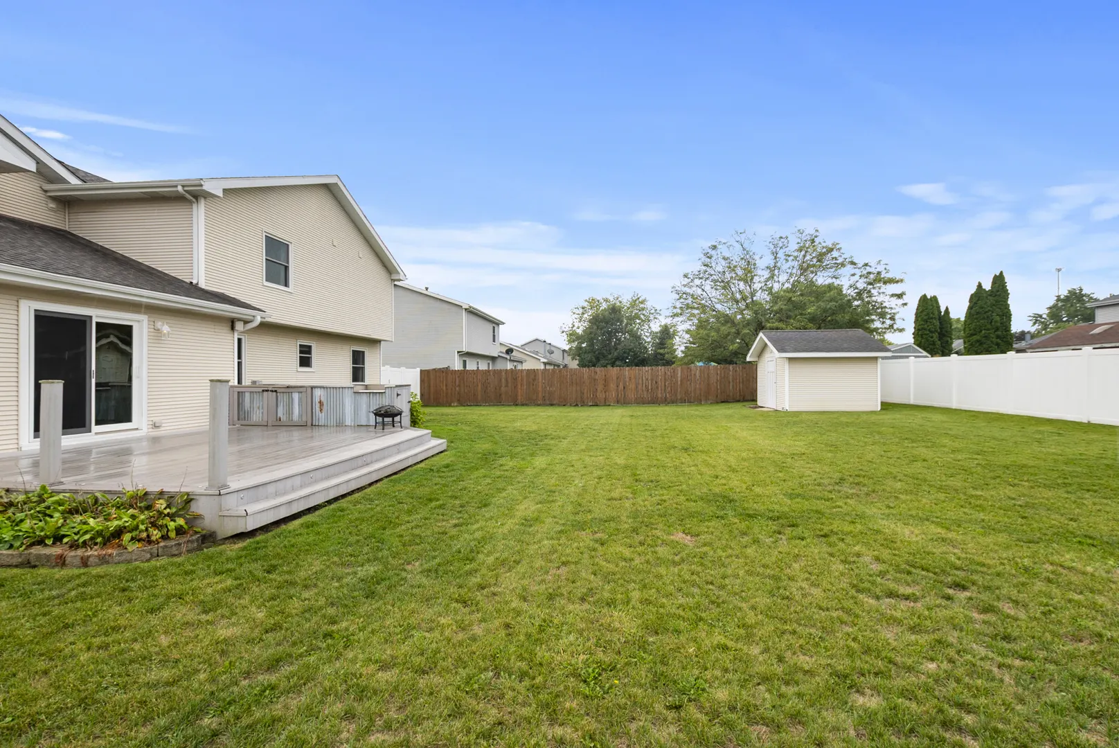 520 Hickory Lane IL
