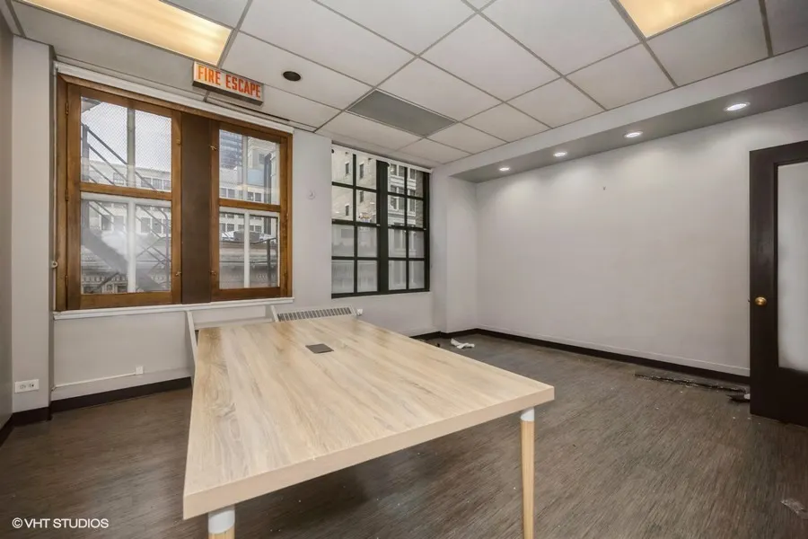 111 N Wabash Avenue 1212 IL