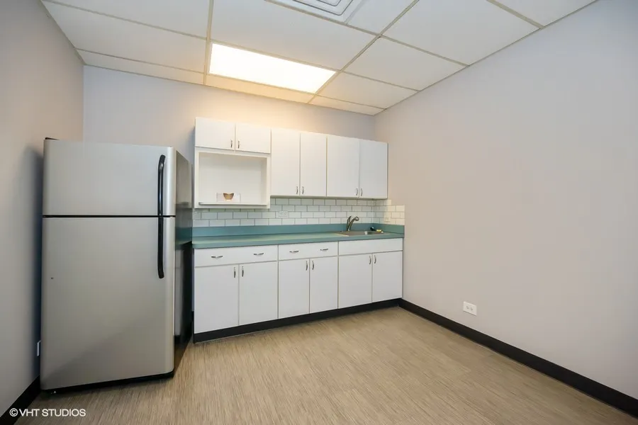 111 N Wabash Avenue 1212 IL