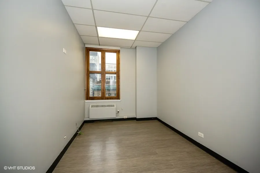 111 N Wabash Avenue 1212 IL