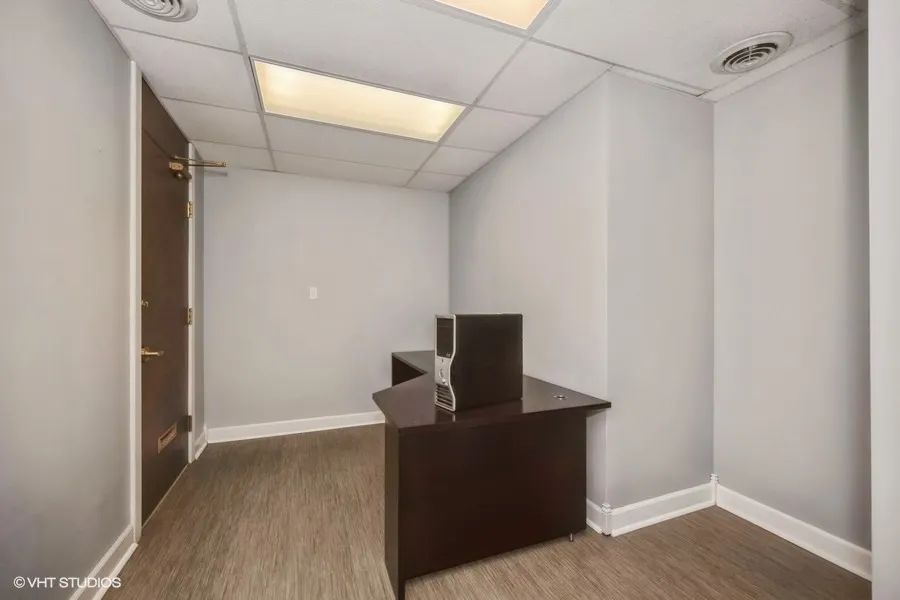 111 N Wabash Avenue 1212 IL