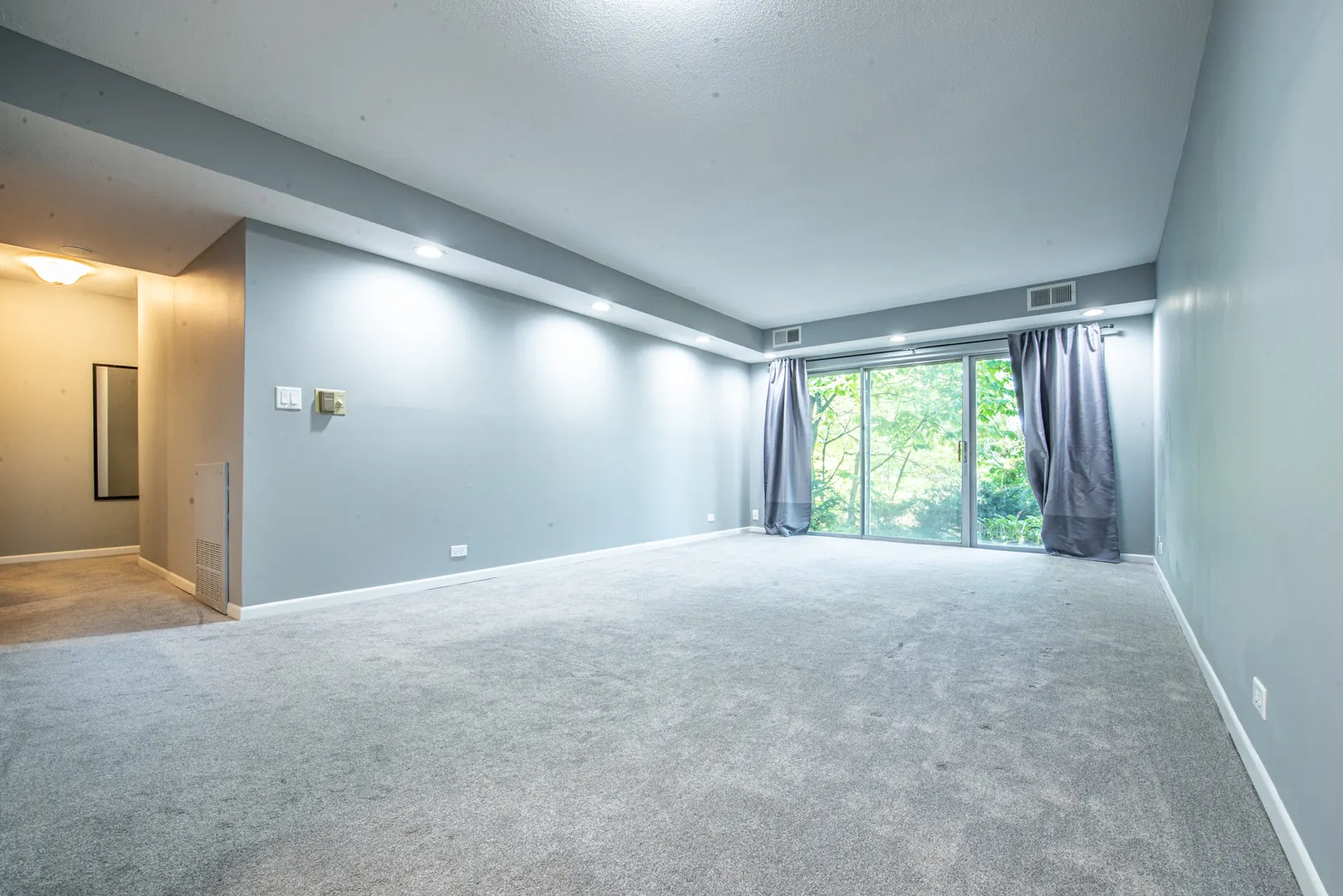 5101 Carriageway Drive B103 IL