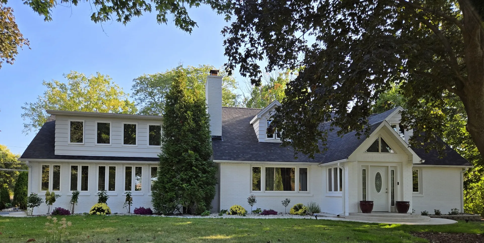 25W201 Summit Drive IL