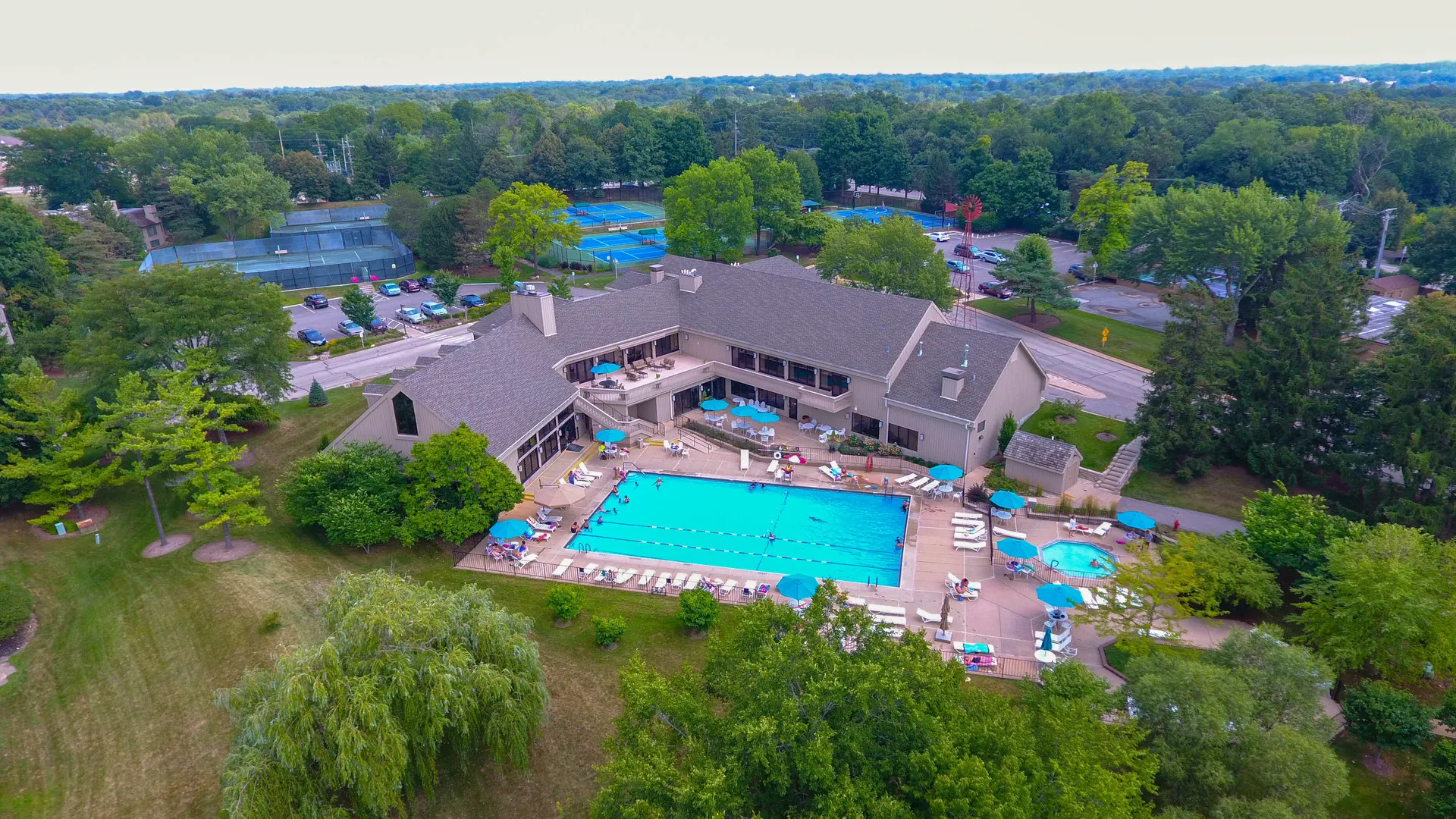 404 N SHORELINE Road 298 IL