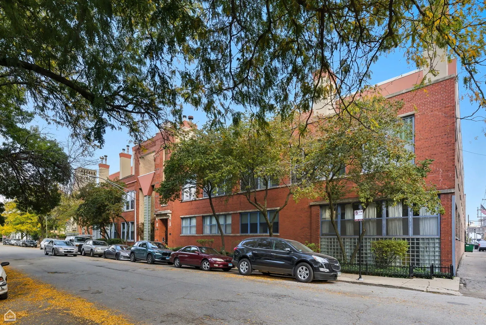 525 N Ada Street 43 IL