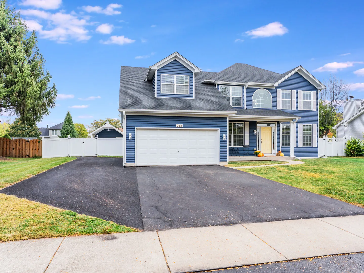961 Canyon Trail Court IL