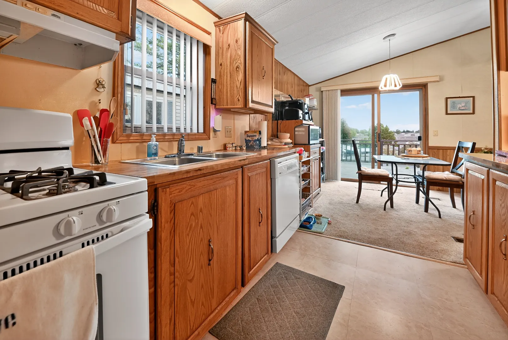 602 Hillcrest Lane IL