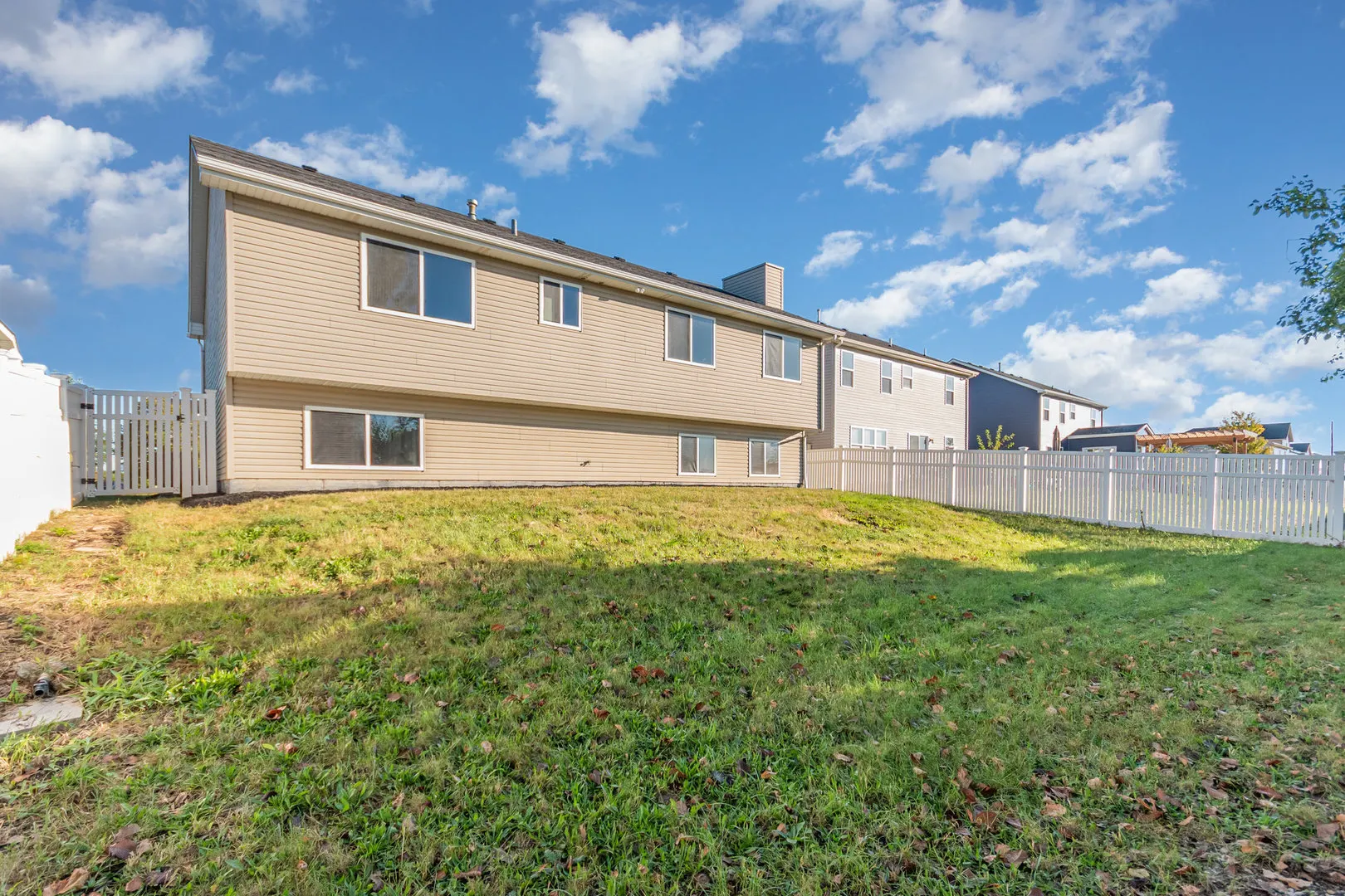 2057 W Helen Drive IL