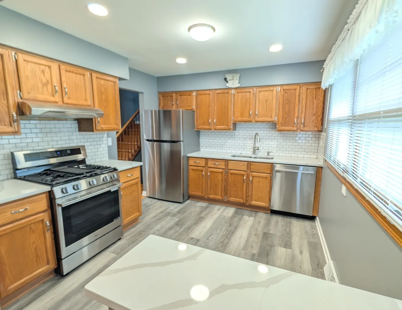 476 Raupp Boulevard IL