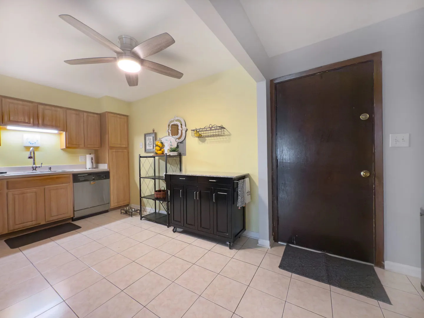1313 S Rebecca Road 118 IL