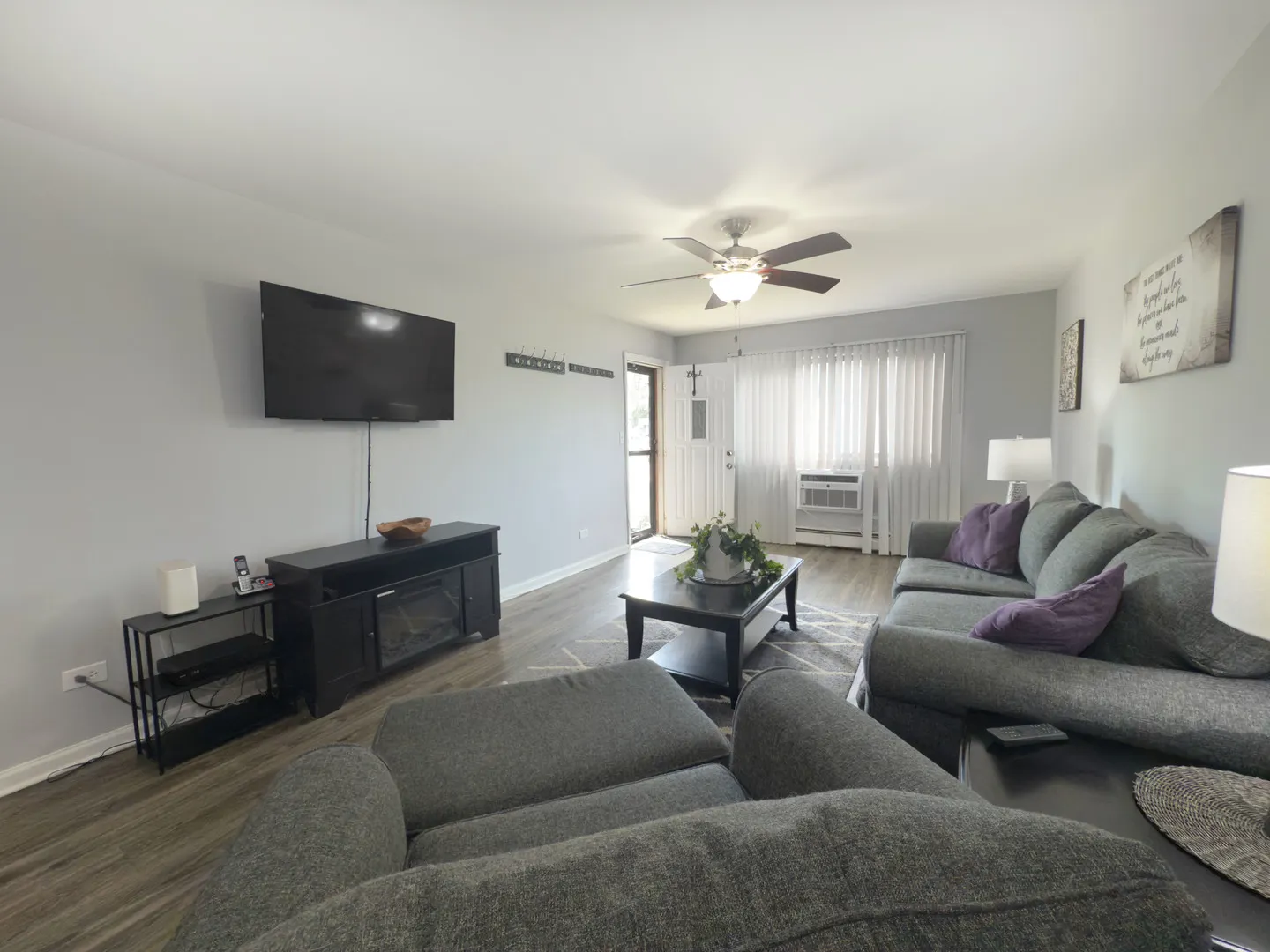 1313 S Rebecca Road 118 IL
