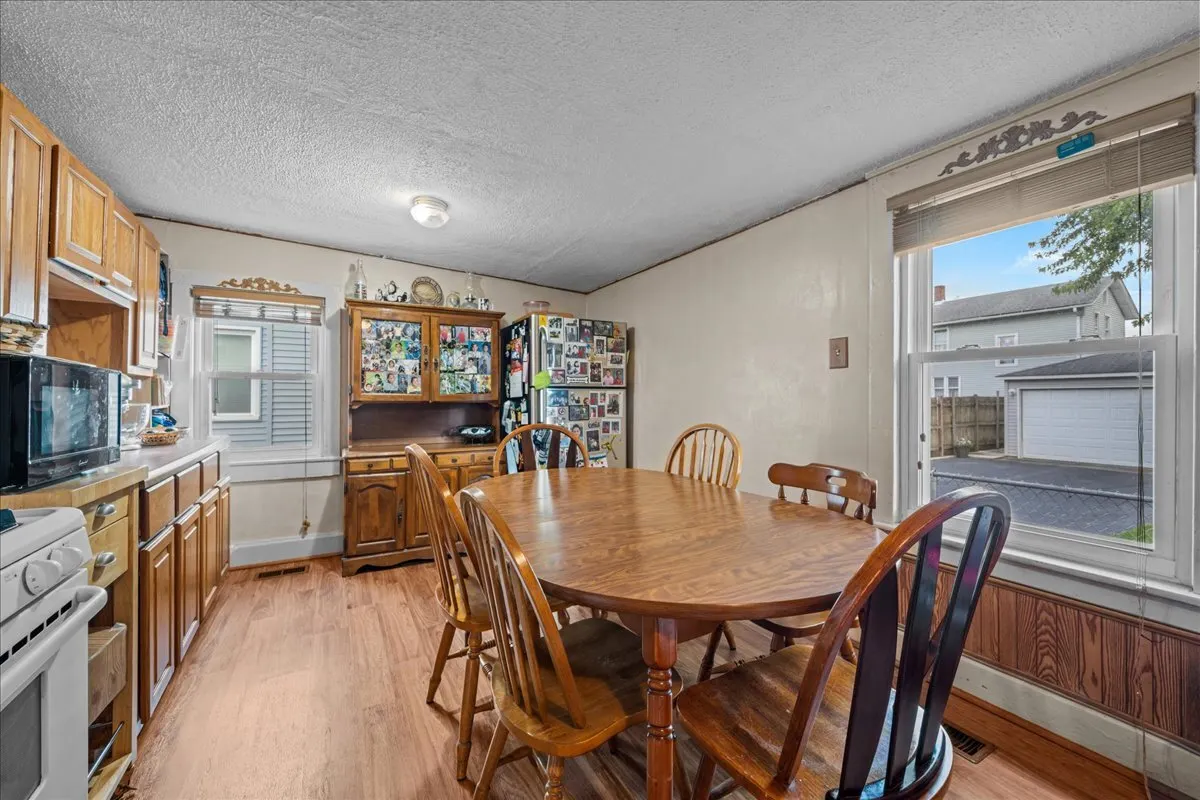271 N Smith Street IL