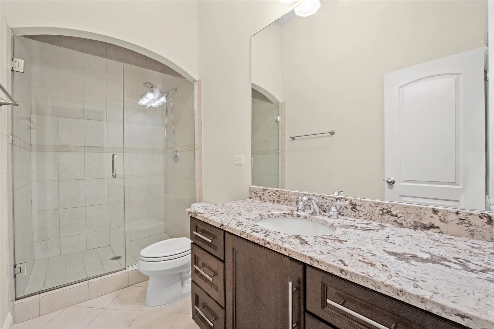 2415 W Palmer Street IL