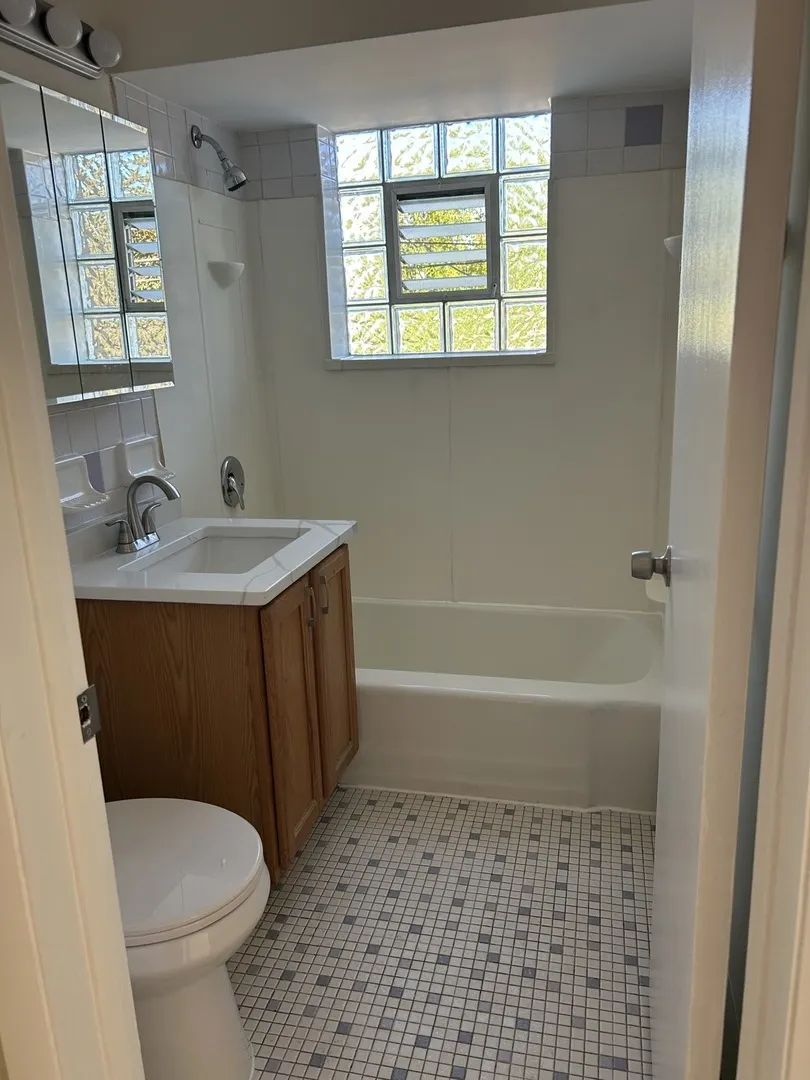 3820 W 47th Street 2ne IL