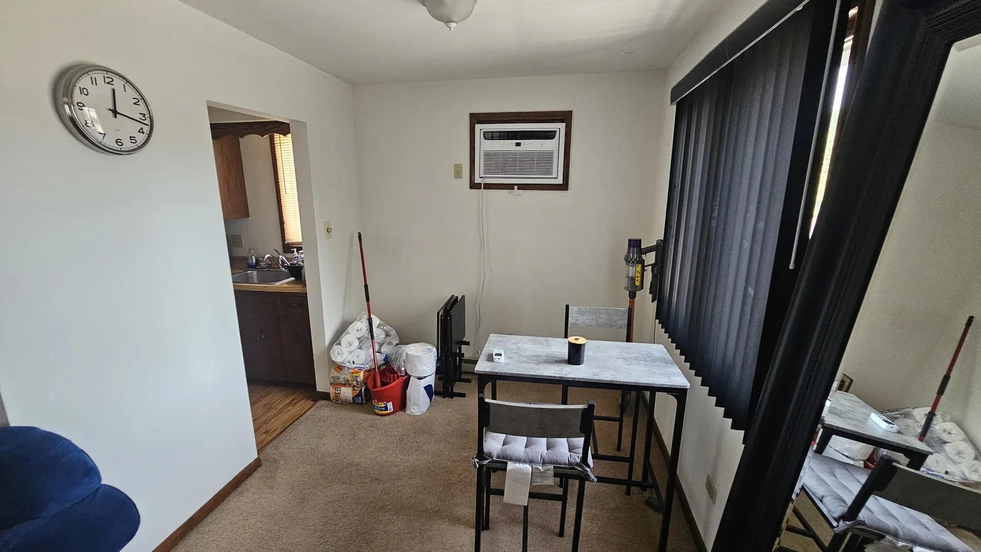 18707 Burnham Avenue IL