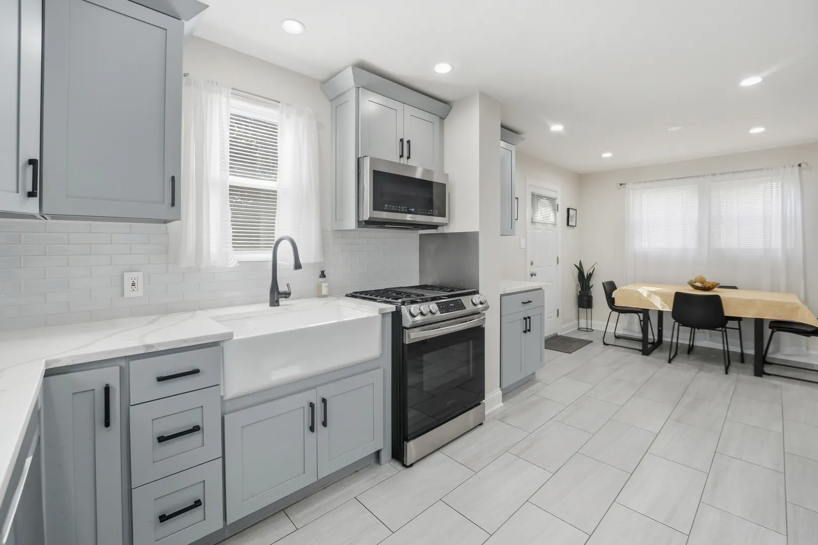 3043 W 96th Place IL