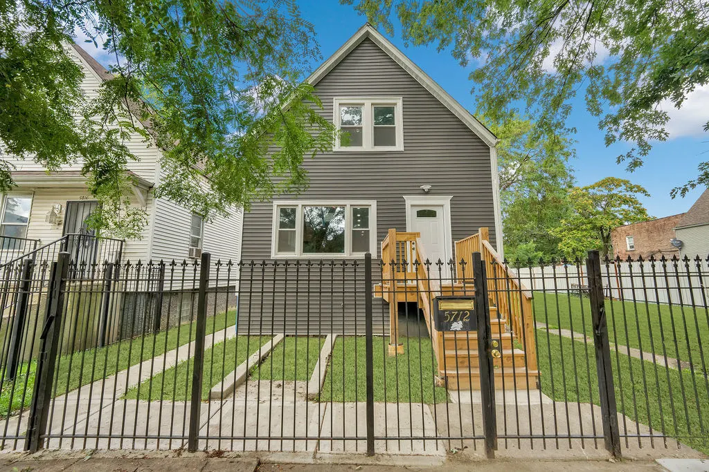 5712 S Wolcott Avenue IL