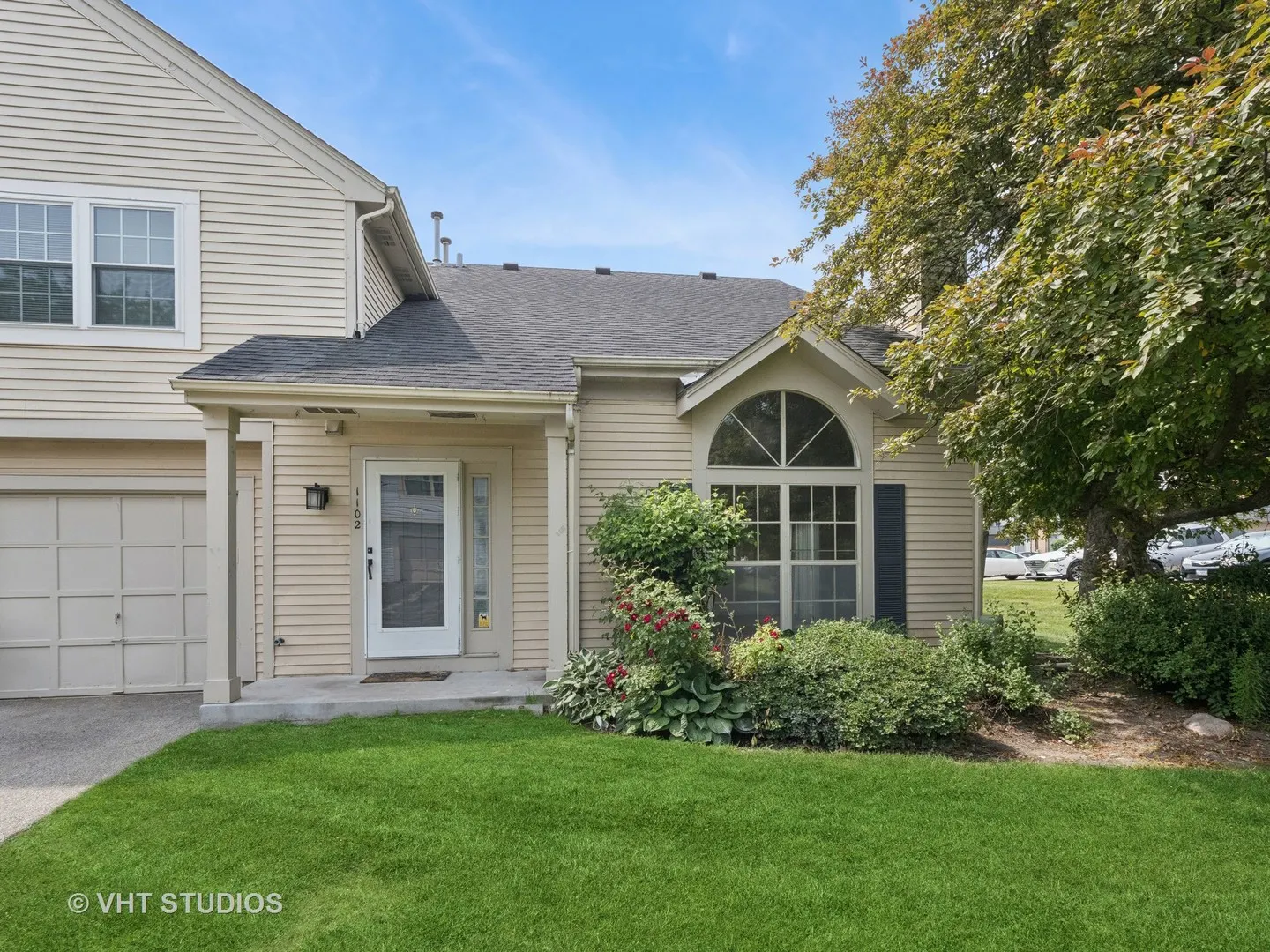1102 N Knollwood Drive IL