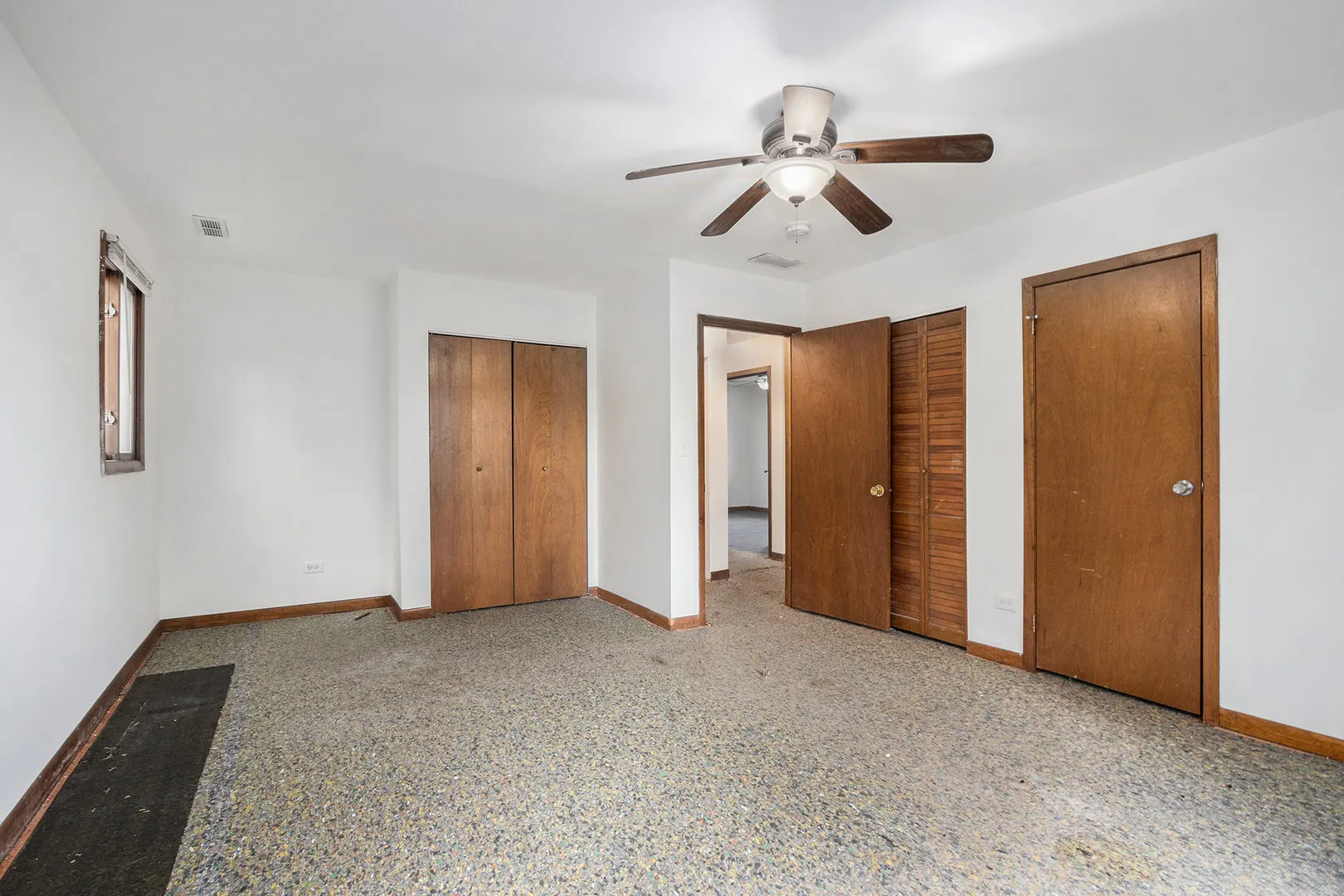 17153 Burnham Avenue IL
