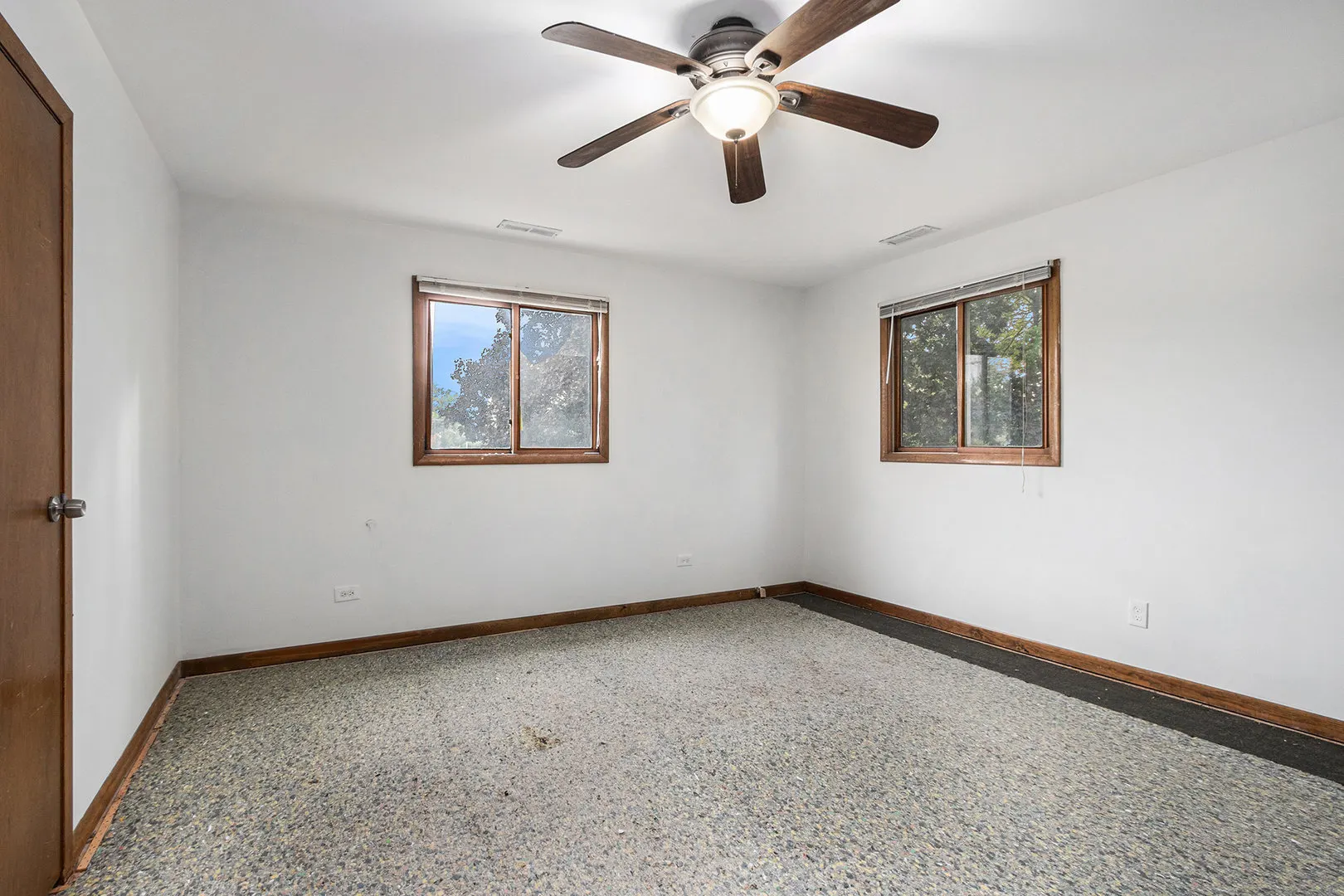 17153 Burnham Avenue IL