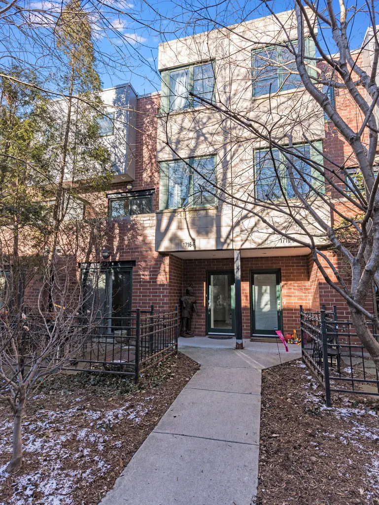 1716 E 54TH Street F IL