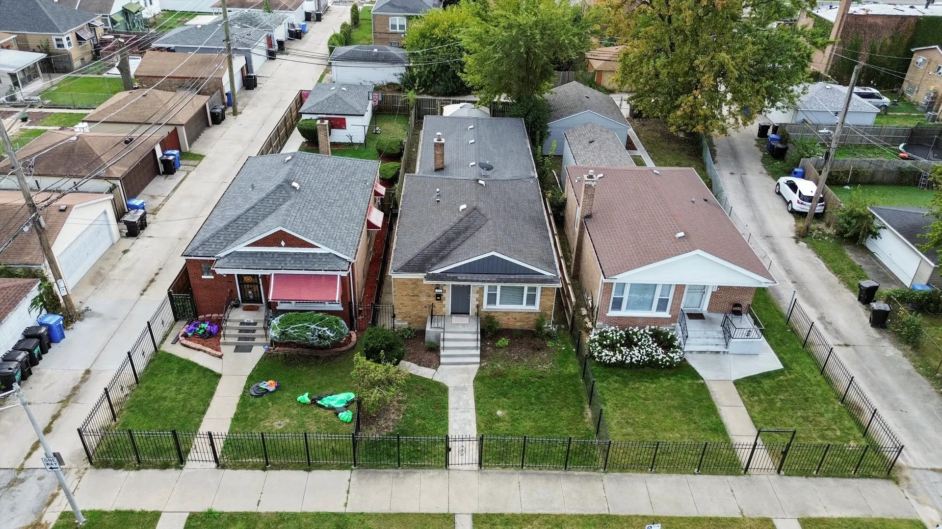 819 E 98th Place IL