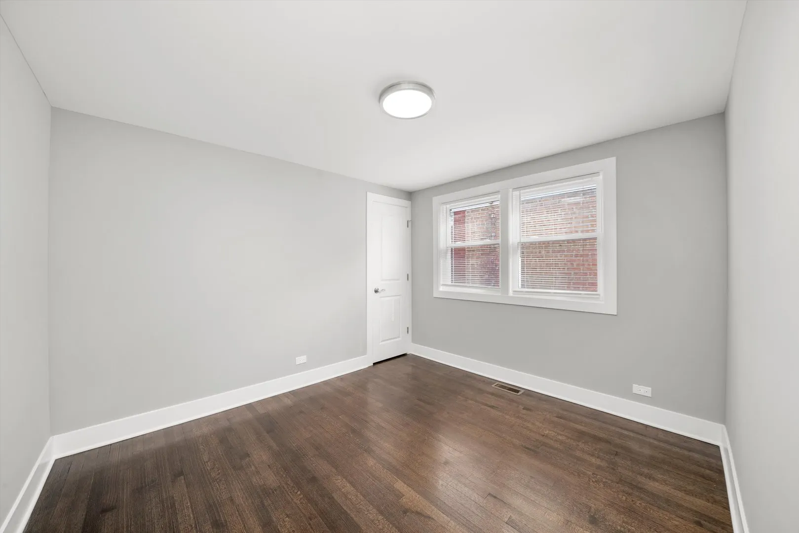 819 E 98th Place IL