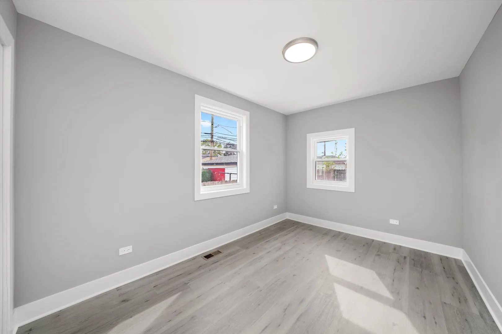 819 E 98th Place IL