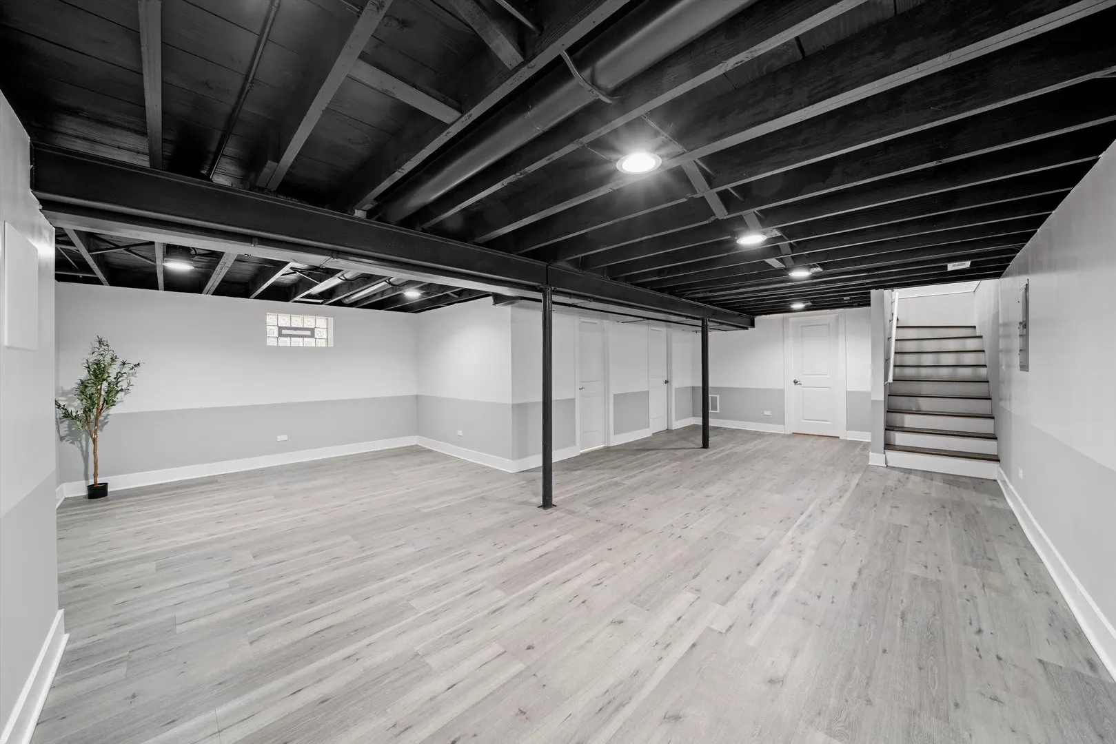 819 E 98th Place IL