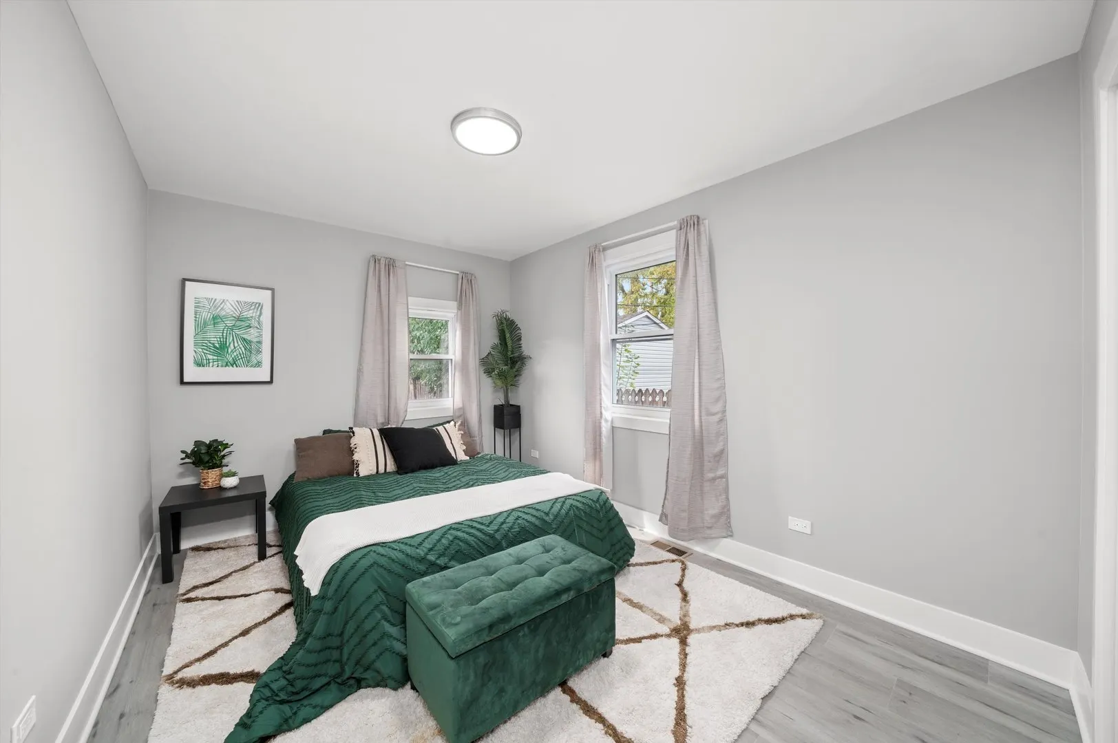 819 E 98th Place IL
