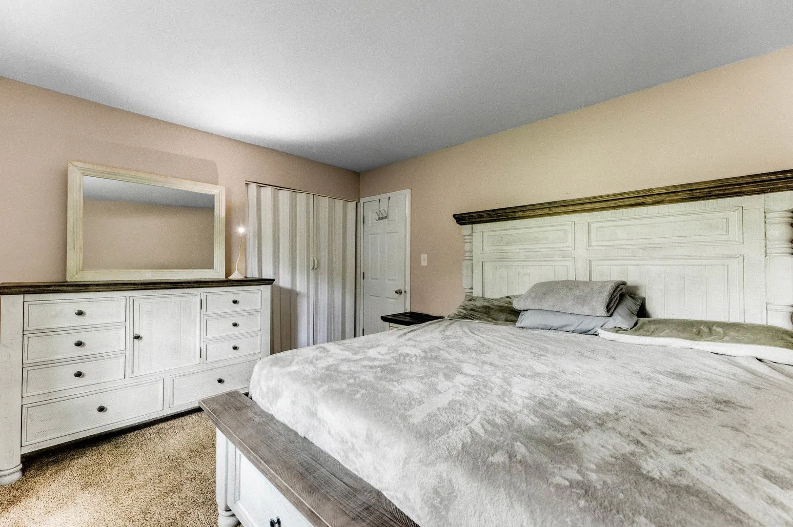 219 Monterey Drive IL