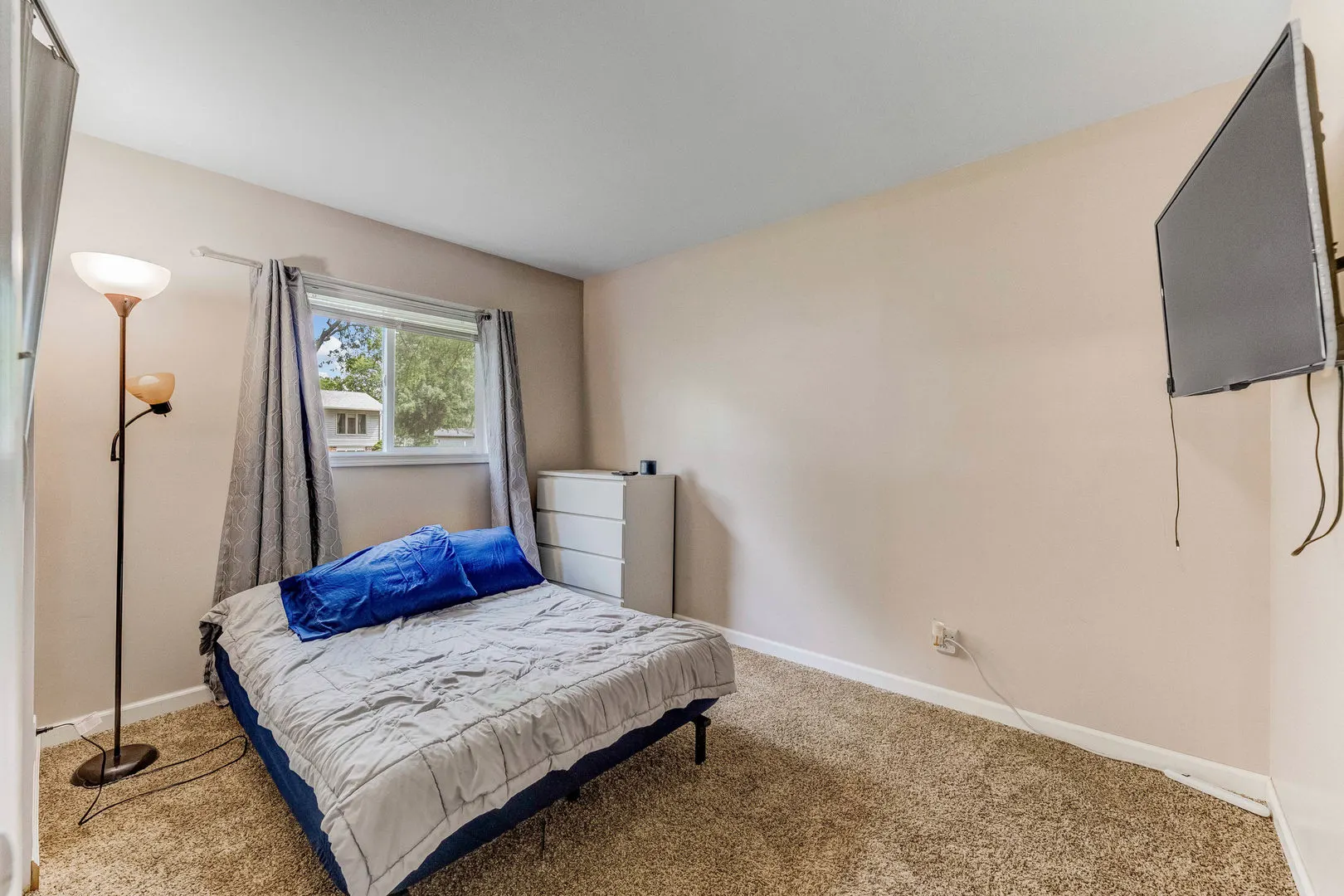 219 Monterey Drive IL