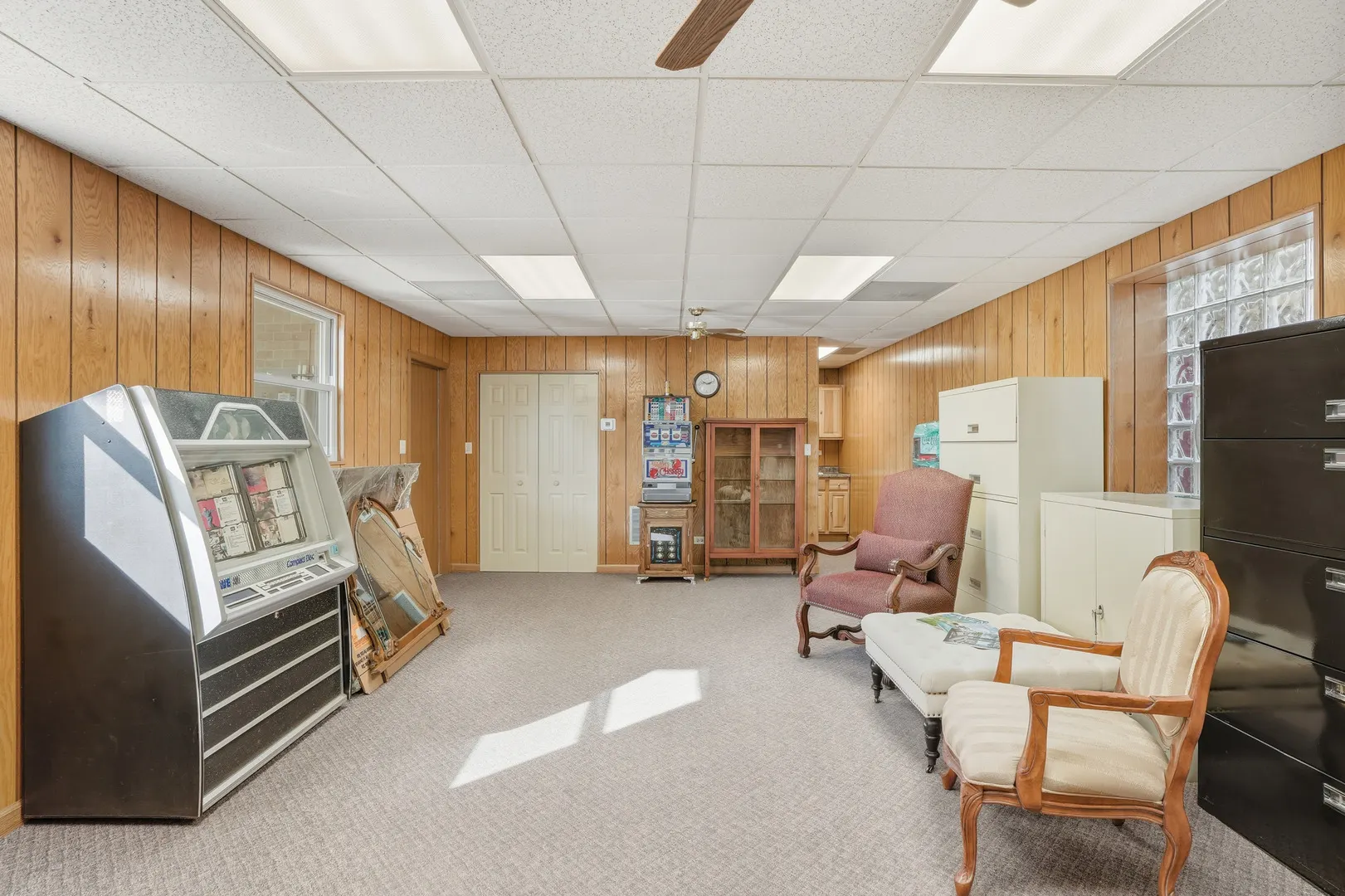 1702 S Dixie Highway IL