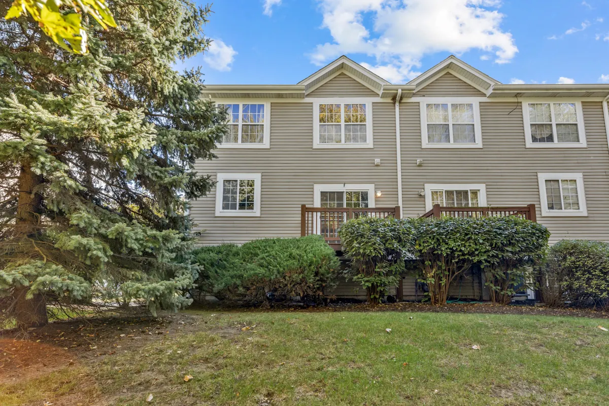 2260 Hudson Circle IL