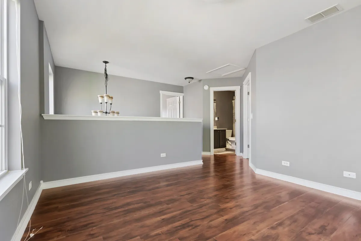 2260 Hudson Circle IL