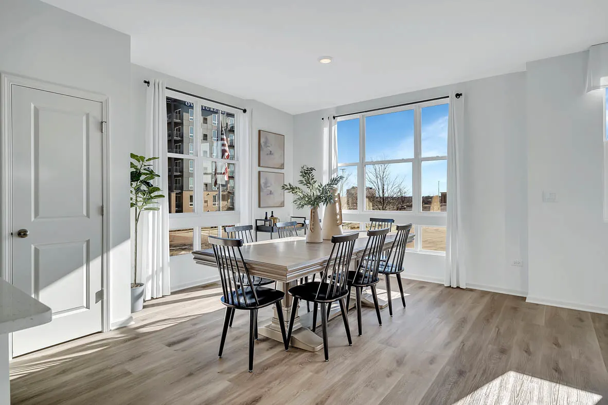 384 Summit Circle IL