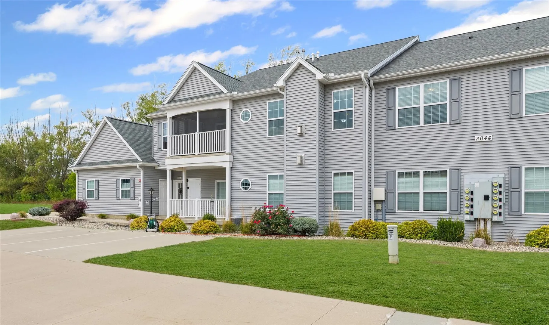 3044 Stillwater Landing 201 IL