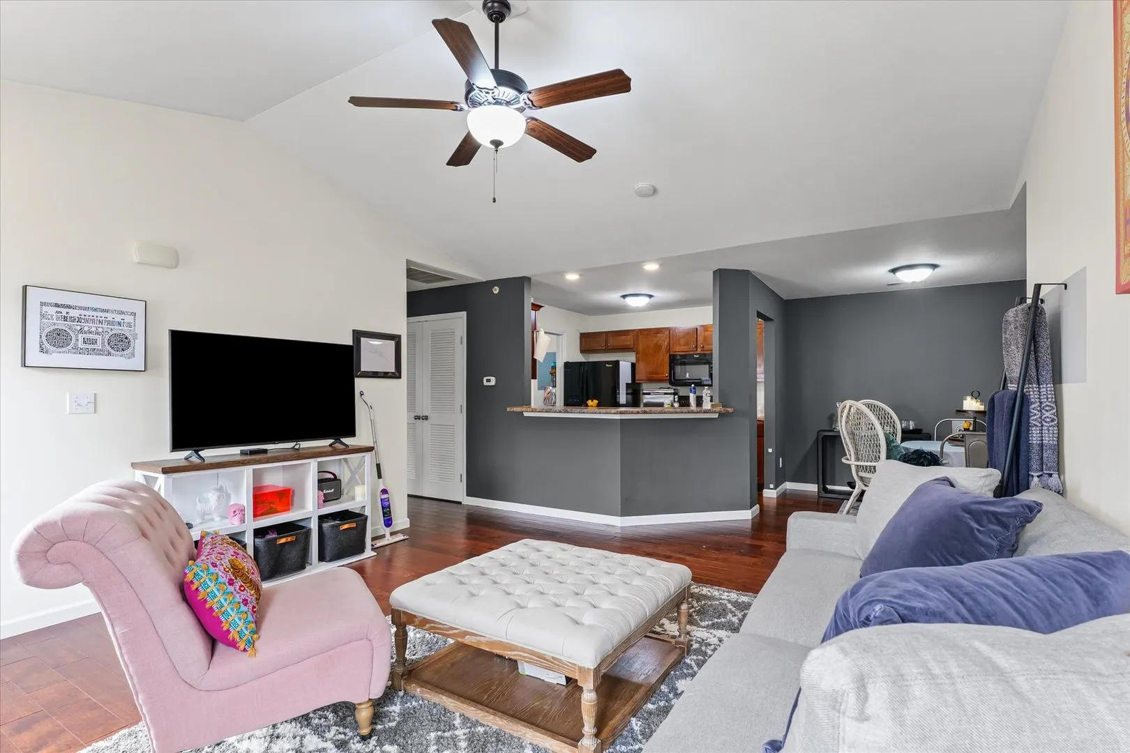 3044 Stillwater Landing 201 IL