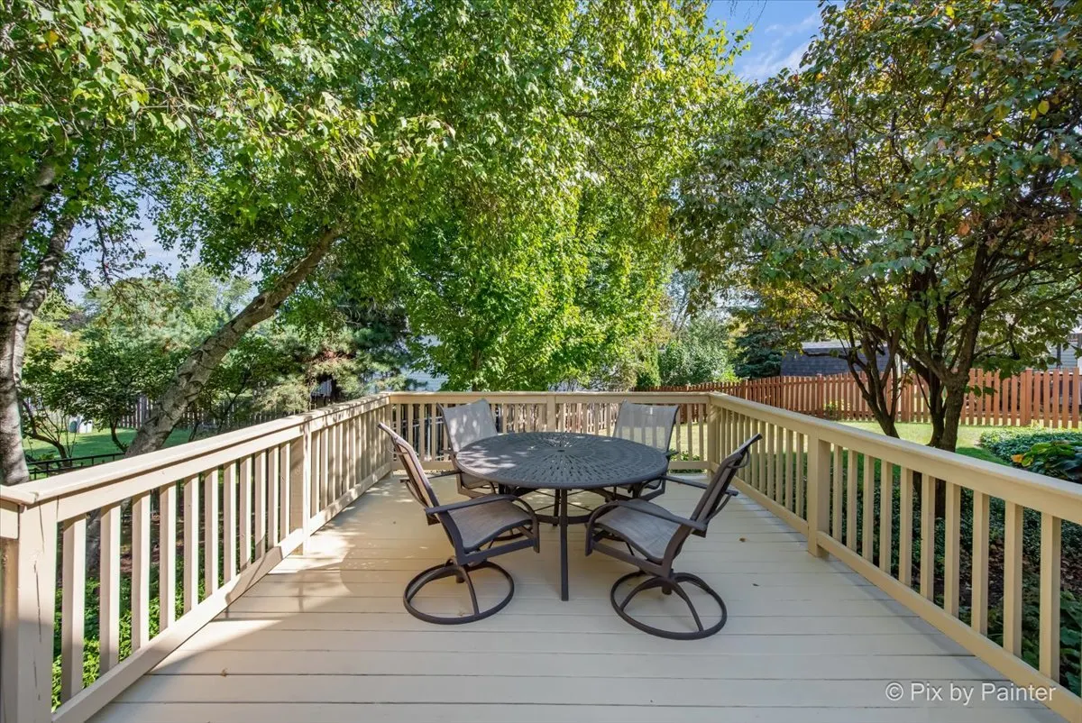 1540 Independence Avenue IL
