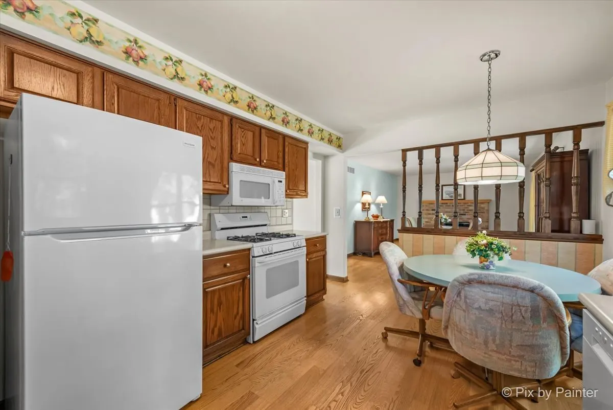 1540 Independence Avenue IL