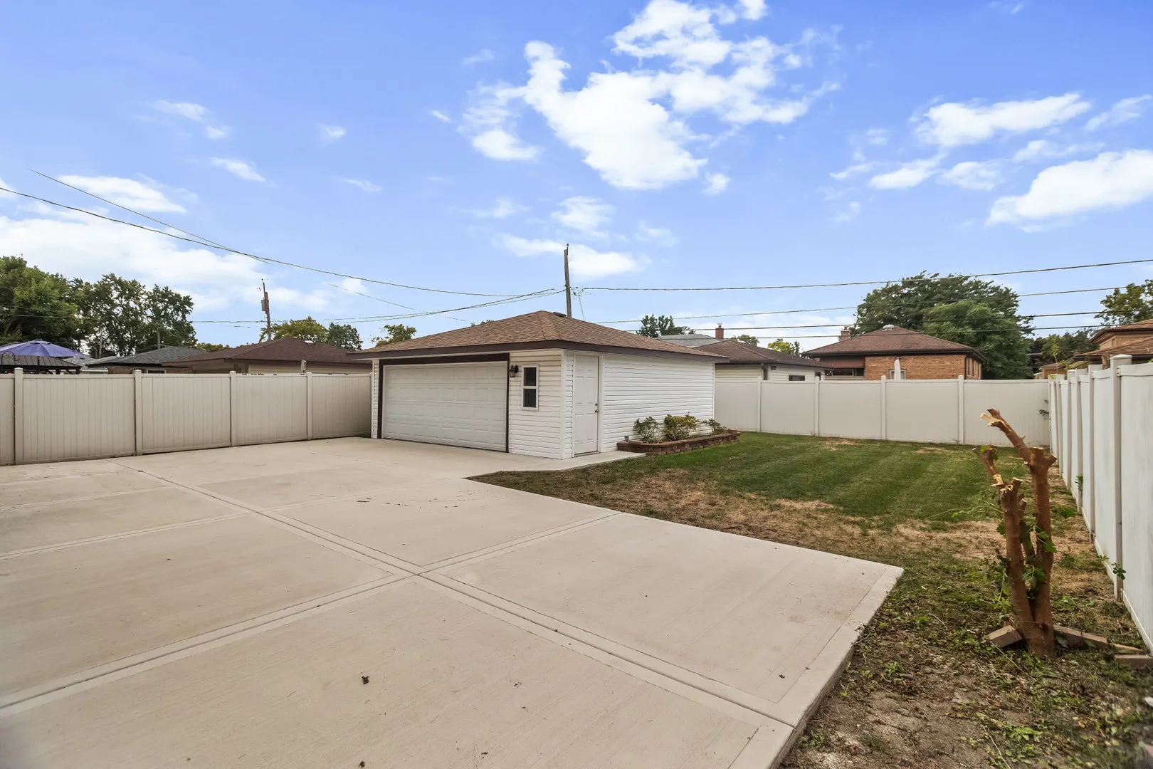 10720 Lamon Avenue IL