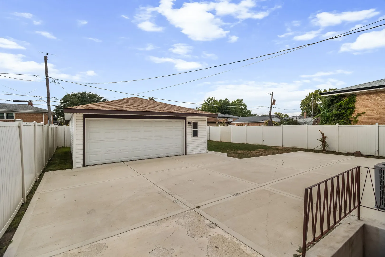 10720 Lamon Avenue IL