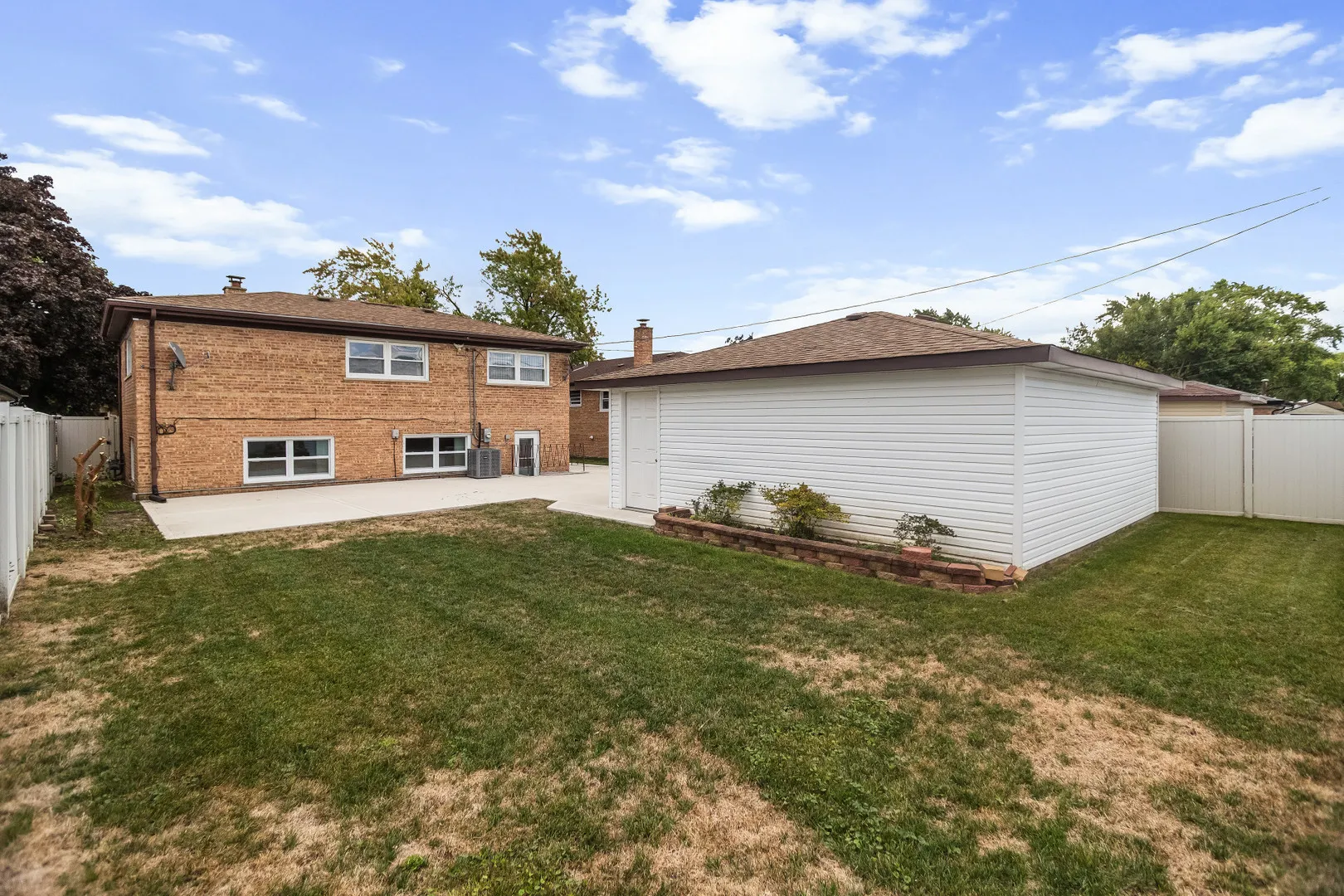 10720 Lamon Avenue IL