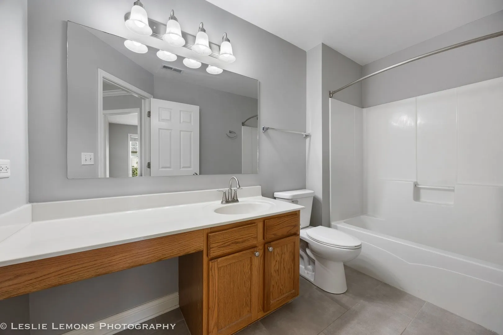 24022 W WALNUT Circle IL